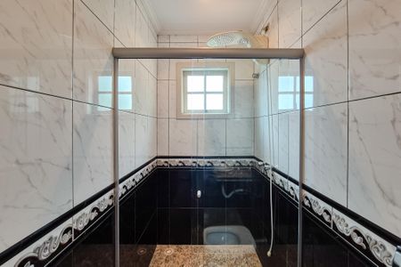 Casa à venda com 253m², 4 quartos e 2 vagasBanheiro da Suíte 2