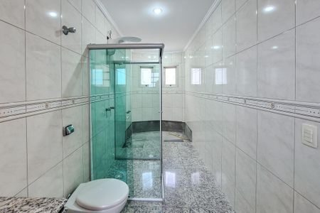 Casa à venda com 253m², 4 quartos e 2 vagasBanheiro da Suíte 1