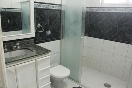 Casa para alugar com 229m², 3 quartos e 2 vagasBanheiro