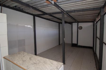 Casa à venda com 408m², 2 quartos e 8 vagasSalão