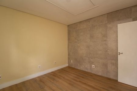 Quarto  de casa à venda com 2 quartos, 408m² em Vila Palmeiras, São Paulo