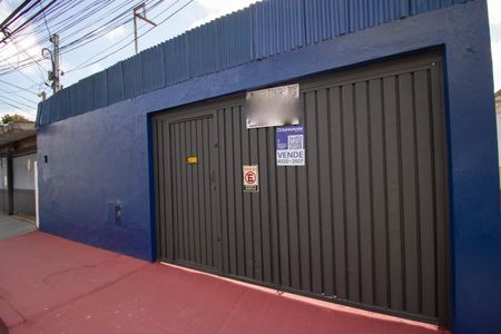 Casa à venda com 408m², 2 quartos e 8 vagasFachada