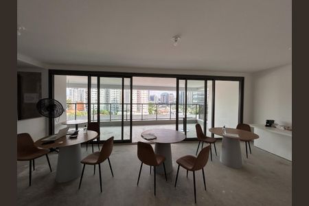 Apartamento à venda com 3 quartos, 244m² em Jardim das Acacias, São Paulo