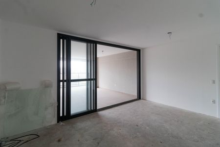 Sala de apartamento à venda com 3 quartos, 132m² em Vila Romana, São Paulo