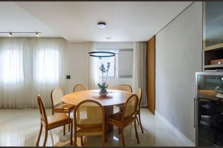 Apartamento à venda com 3 quartos, 151m² em Campo Belo, São Paulo