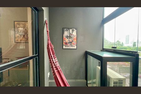 Varanda de kitnet/studio à venda com 1 quarto, 25m² em Pinheiros, São Paulo