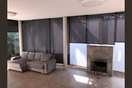 Casa à venda com 4 quartos, 625m² em Campo Belo, São Paulo