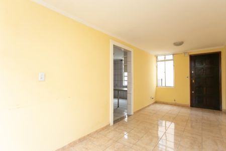 Sala de apartamento para alugar com 2 quartos, 60m² em Conjunto Residencial Jose Boni, São Paulo