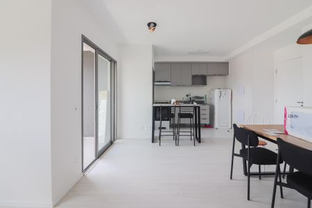 Sala de apartamento para alugar com 1 quarto, 55m² em Vila Sonia, São Paulo