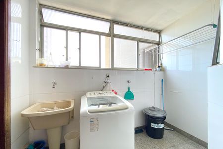 Apartamento à venda com 140m², 3 quartos e 2 vagasÁrea de Serviço