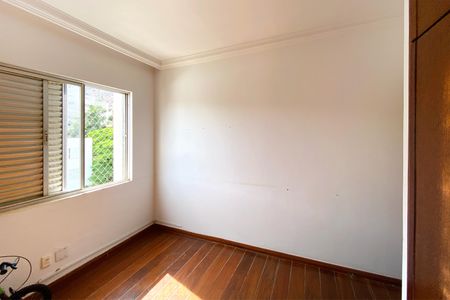 Apartamento à venda com 140m², 3 quartos e 2 vagasQuarto 2