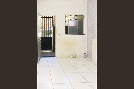 Sala de casa para alugar com 2 quartos, 60m² em Brotas, Salvador