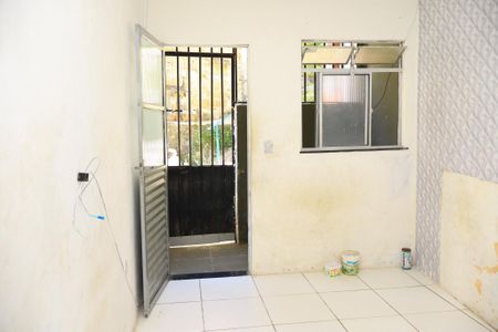 Sala de casa para alugar com 2 quartos, 60m² em Brotas, Salvador