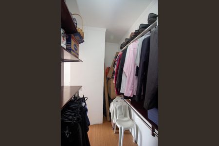 Closet do Quarto 1 de casa à venda com 3 quartos, 120m² em Tropical, Contagem