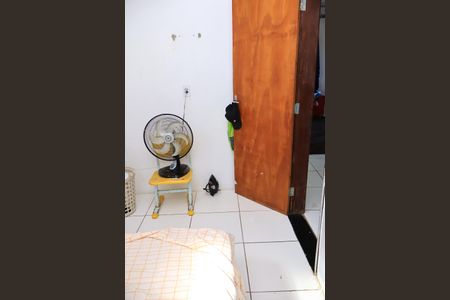 Casa para alugar com 60m², 1 quarto e sem vagaQuarto 