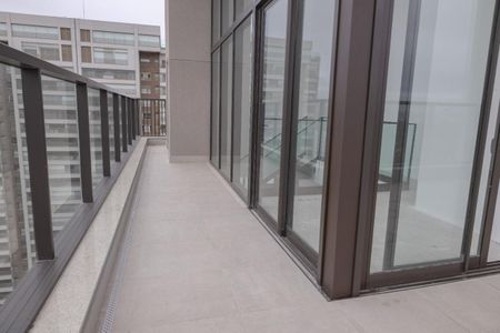 Apartamento à venda com 281m², 4 quartos e 3 vagas