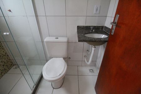 Banheiro de apartamento para alugar com 1 quarto, 40m² em Recreio, Rio de Janeiro