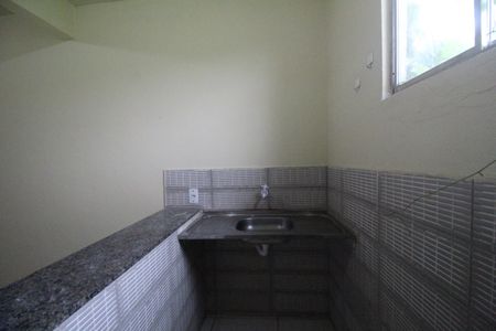 Cozinha de kitnet/studio para alugar com 1 quarto, 28m² em Recreio, Rio de Janeiro