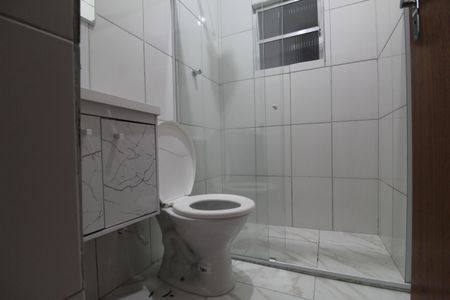 Banheiro de apartamento para alugar com 1 quarto, 40m² em Recreio, Rio de Janeiro