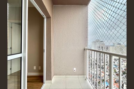 Varanda de apartamento para alugar com 2 quartos, 42m² em Vila Guarani (zona Sul), São Paulo