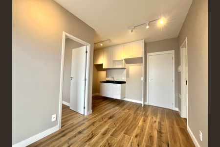 Sala de apartamento para alugar com 2 quartos, 42m² em Vila Guarani (zona Sul), São Paulo