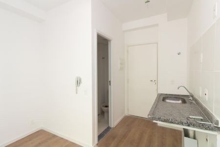 Sala/Cozinha de kitnet/studio para alugar com 1 quarto, 16m² em Cidade Antônio Estêvão de Carvalho, São Paulo