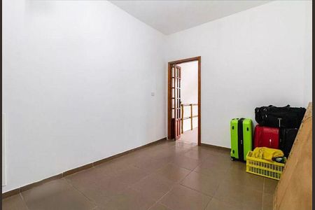 Casa à venda com 3 quartos, 166m² em Parque Sinai, Santana de Parnaíba