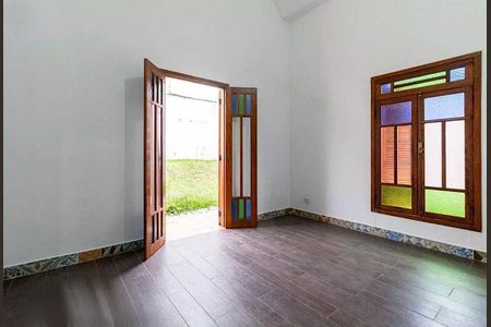 Casa à venda com 3 quartos, 166m² em Parque Sinai, Santana de Parnaíba