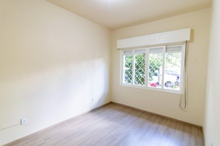 Quarto 2 de apartamento para alugar com 2 quartos, 46m² em Santana, Porto Alegre