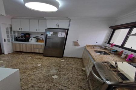 Apartamento para alugar com 3 quartos, 151m² em Vila Gomes Cardim, São Paulo
