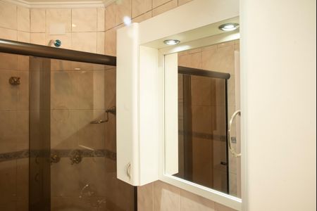 Apartamento à venda com 72m², 3 quartos e 2 vagasBanheiro da Suíte