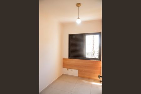 Apartamento à venda com 72m², 3 quartos e 2 vagasQuarto 2
