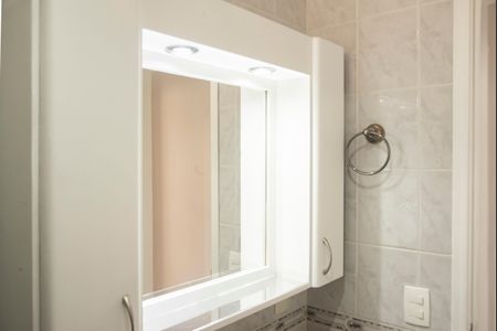 Apartamento à venda com 72m², 3 quartos e 2 vagasBanheiro