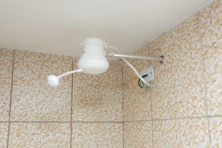 Casa para alugar com 100m², 2 quartos e sem vagaBanheiro - Chuveiro 