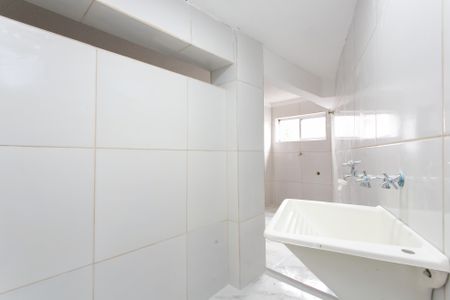 Casa para alugar com 100m², 2 quartos e sem vagaÁrea de Serviço 