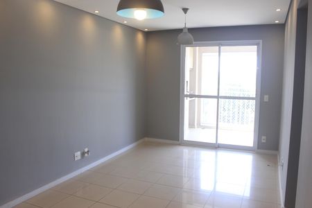 Sala de apartamento para alugar com 3 quartos, 75m² em Vila Augusta, Guarulhos