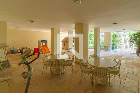 Apartamento à venda com 139m², 2 quartos e 2 vagas Apartamento à venda com 139m², 2 quartos e 2 vagasEspaço Kids