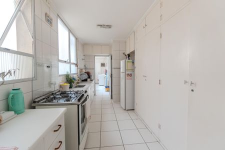 Apartamento à venda com 139m², 2 quartos e 2 vagas Apartamento à venda com 139m², 2 quartos e 2 vagasCozinha