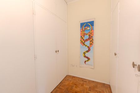 Apartamento à venda com 139m², 2 quartos e 2 vagas Apartamento à venda com 139m², 2 quartos e 2 vagasCloset da suíte 1