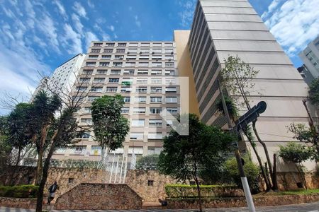 Apartamento à venda com 139m², 2 quartos e 2 vagas Apartamento à venda com 139m², 2 quartos e 2 vagasFachada
