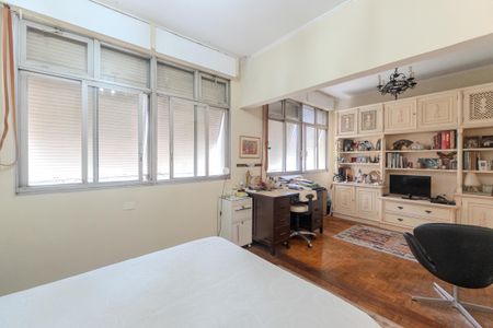 Apartamento à venda com 139m², 2 quartos e 2 vagas Apartamento à venda com 139m², 2 quartos e 2 vagasSuíte 1