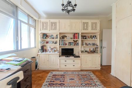 Apartamento à venda com 139m², 2 quartos e 2 vagas Apartamento à venda com 139m², 2 quartos e 2 vagasSuíte 1