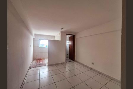 Sala / Quarto  de kitnet/studio para alugar com 1 quarto, 35m² em Vila Dalva, São Paulo