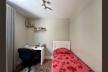 Apartamento à venda com 70m², 3 quartos e 2 vagasQuarto 2