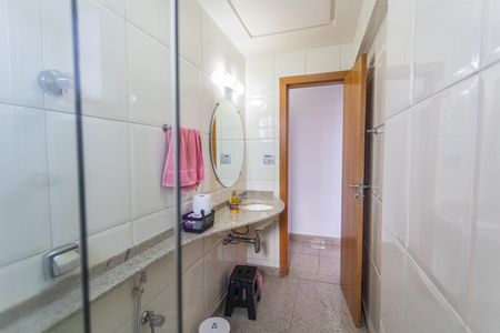 Apartamento para alugar com 110m², 2 quartos e 2 vagasBanheiro Social