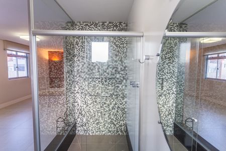 Apartamento para alugar com 110m², 2 quartos e 2 vagasBanheiro da Suíte