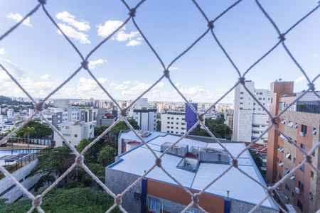 Vista da Suíte de apartamento para alugar com 2 quartos, 110m² em Santo Antônio, Belo Horizonte