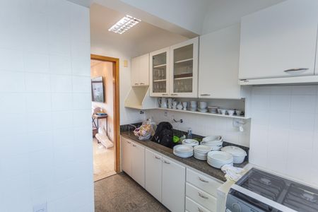 Apartamento para alugar com 110m², 2 quartos e 2 vagasCozinha