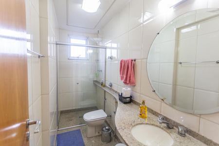 Apartamento para alugar com 110m², 2 quartos e 2 vagasBanheiro Social