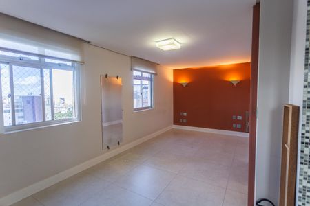 Apartamento para alugar com 110m², 2 quartos e 2 vagasSuíte